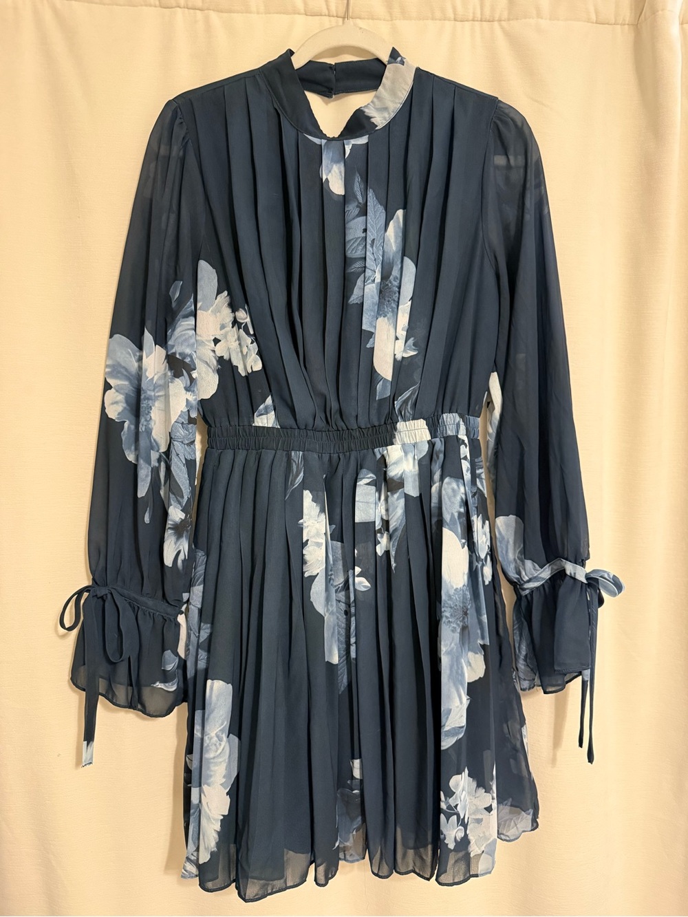 Lost + Wander Navy Floral Pleated Long-Sleeve Mini Dress